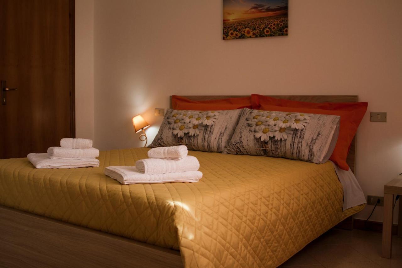 Bed and Breakfast Casa Cabo Анкона Экстерьер фото